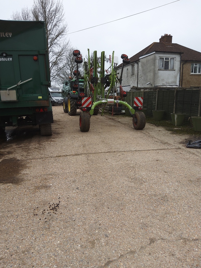 /photos/152738705820200307_Claas Liner 3100 2 Rake.jpg